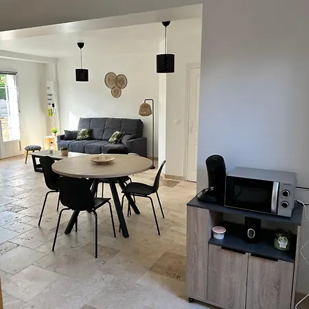 Bord De Appartement